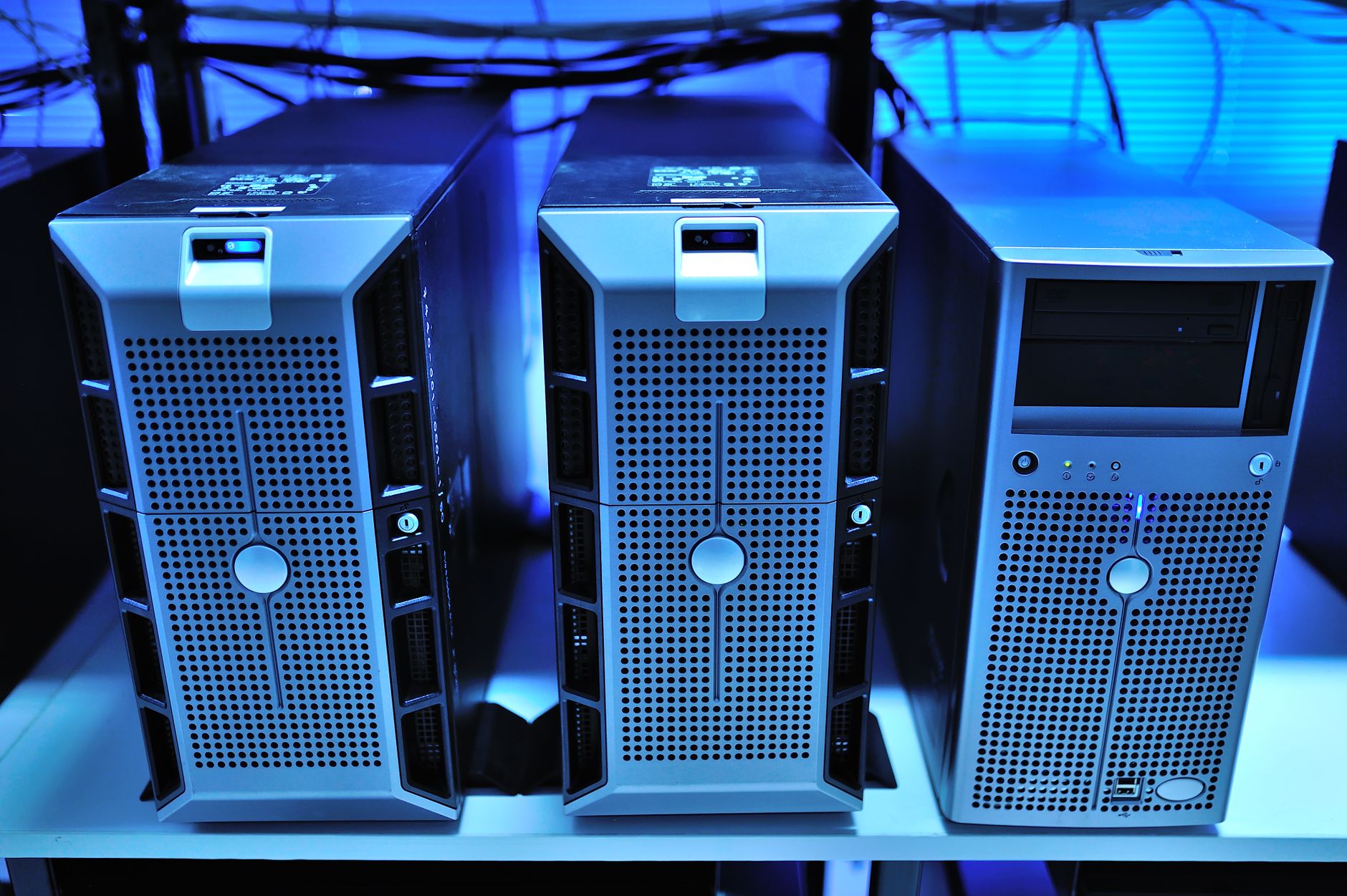 Shared vs Dedicated Email Hosting: How to Choose for Your Business